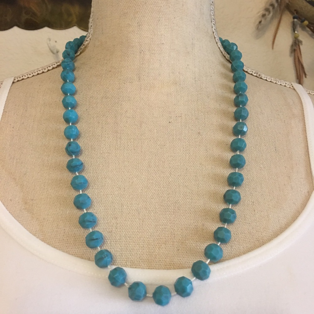 Vintage turquoise faceted marble bead necklace